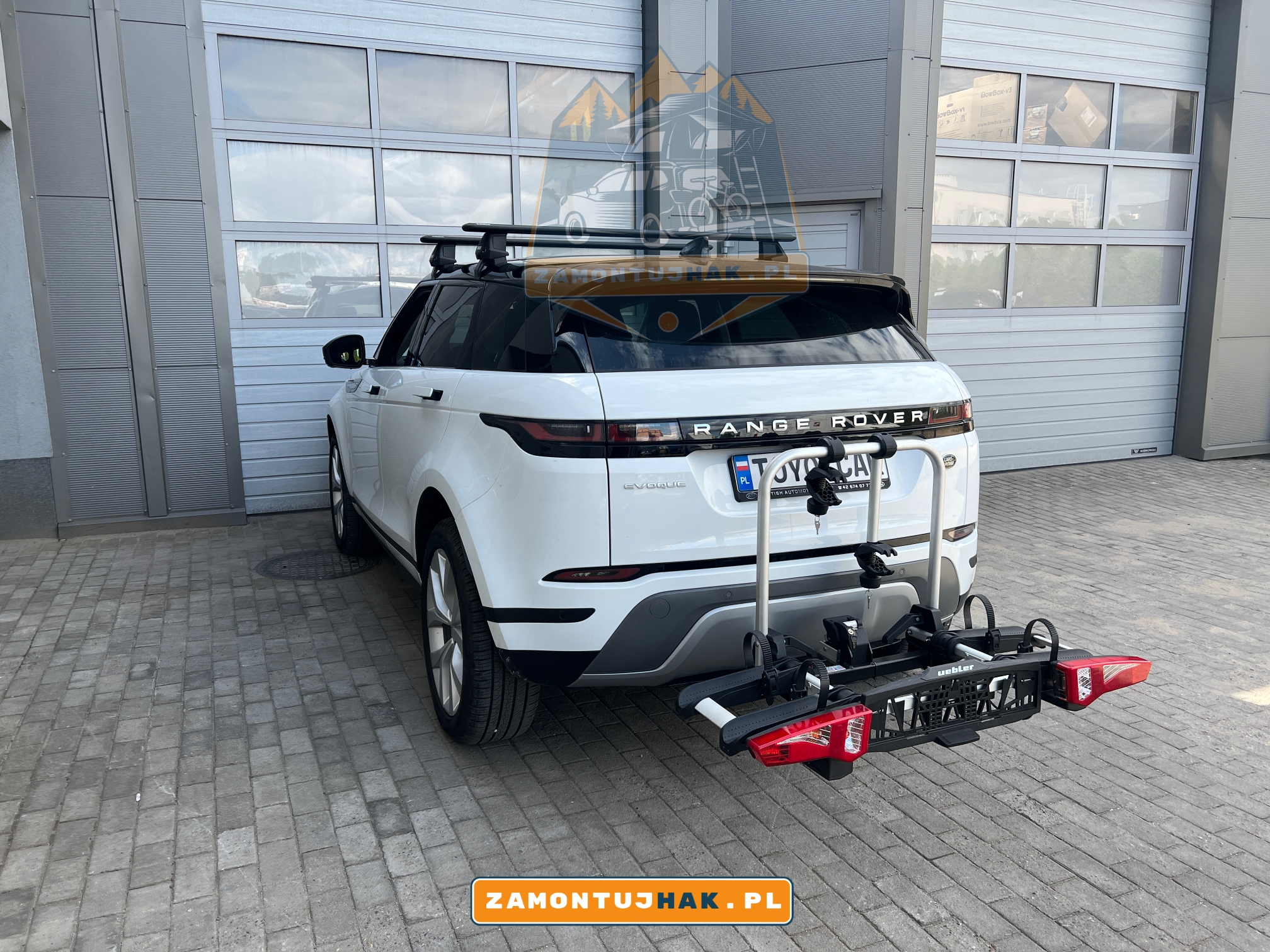 Uebler i21 Bike Rack for Mercedes GLC - Easy Installation and Reliable Performance